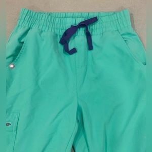 FIGS surgical green HIGH WAISTED Zamora jogger scrub pants small petite
